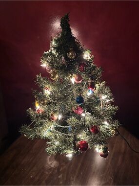 Vintage 2004 Teleflora Spode Christmas tree